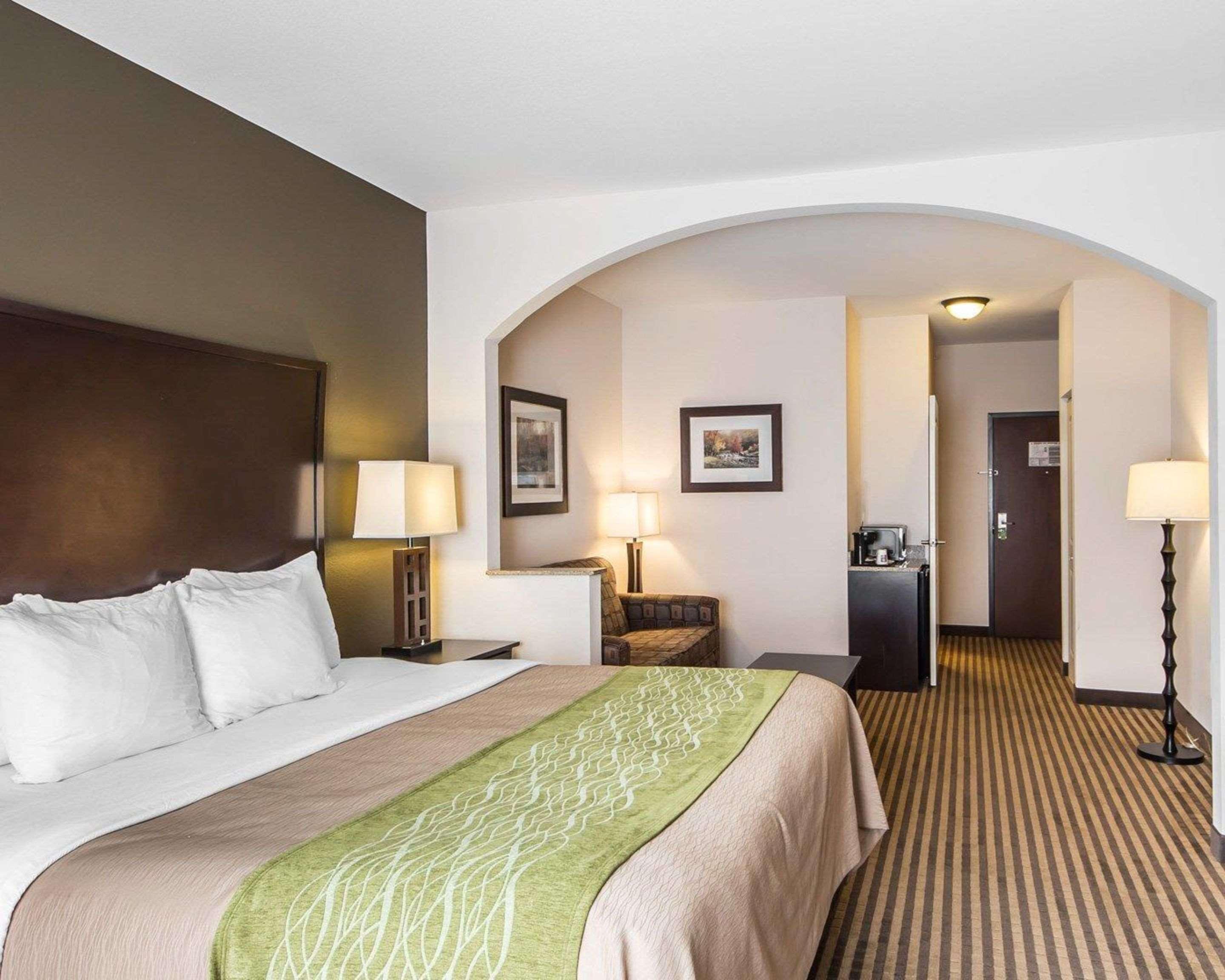 Comfort Inn & Suites Альва Экстерьер фото