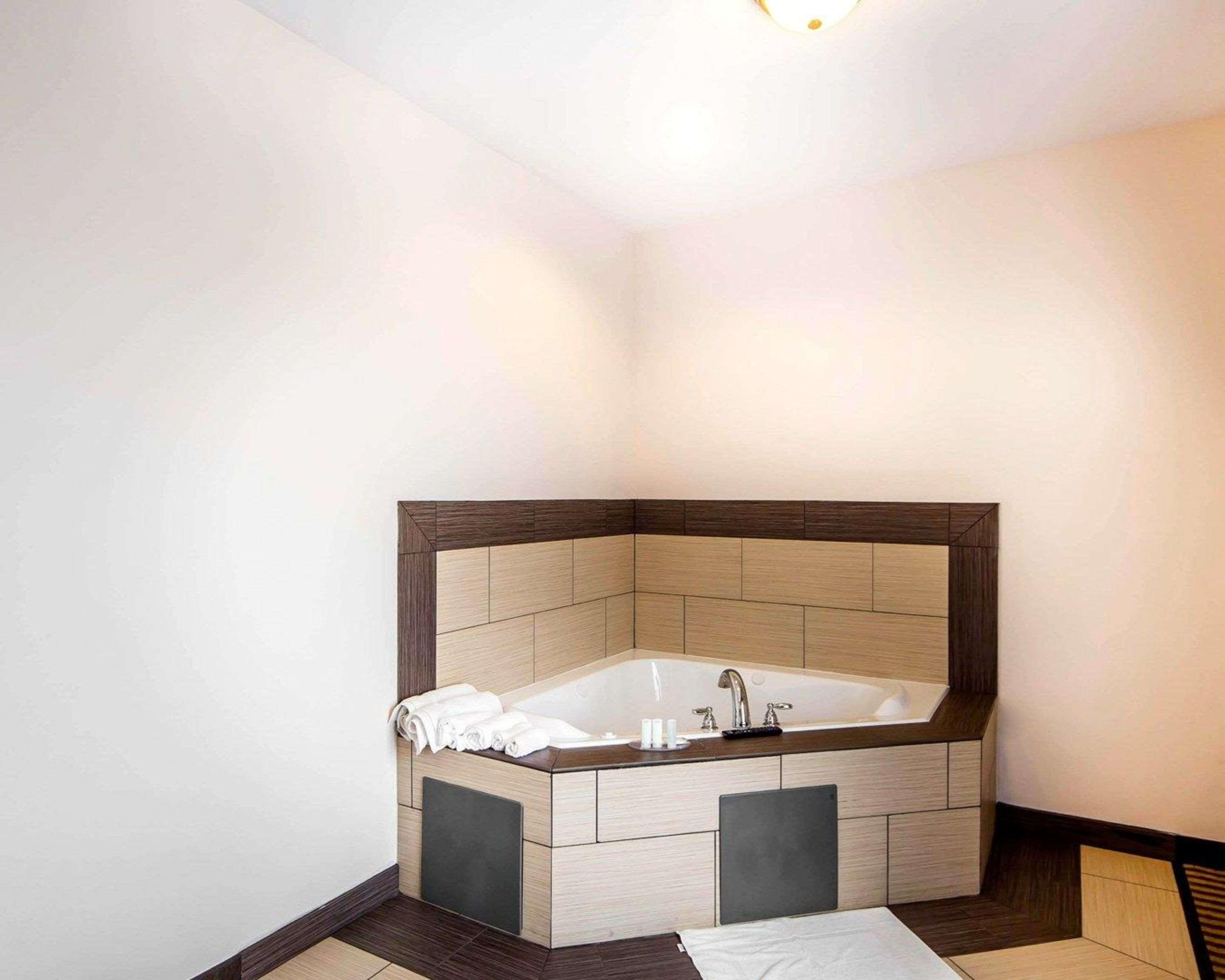 Comfort Inn & Suites Альва Экстерьер фото