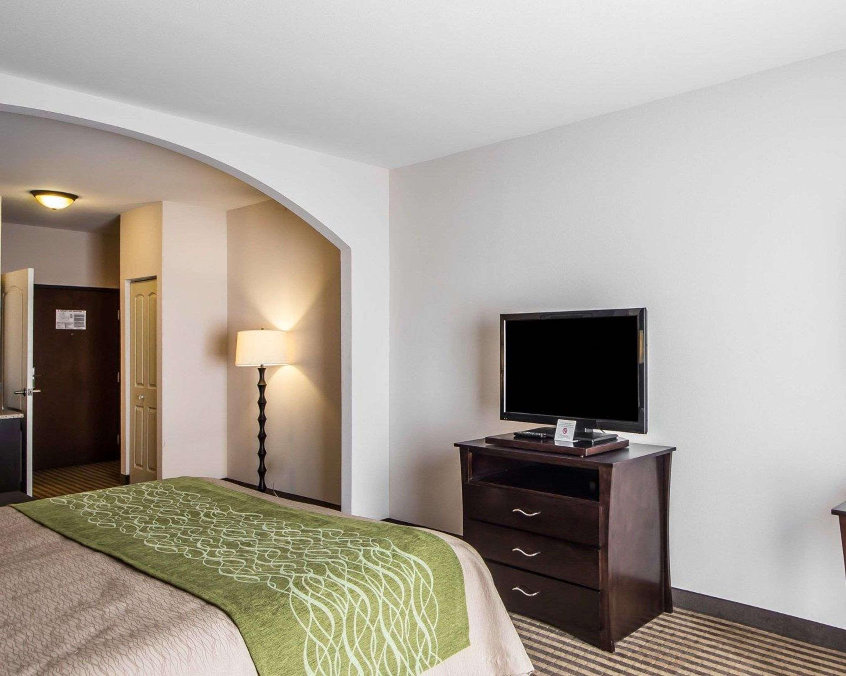 Comfort Inn & Suites Альва Экстерьер фото
