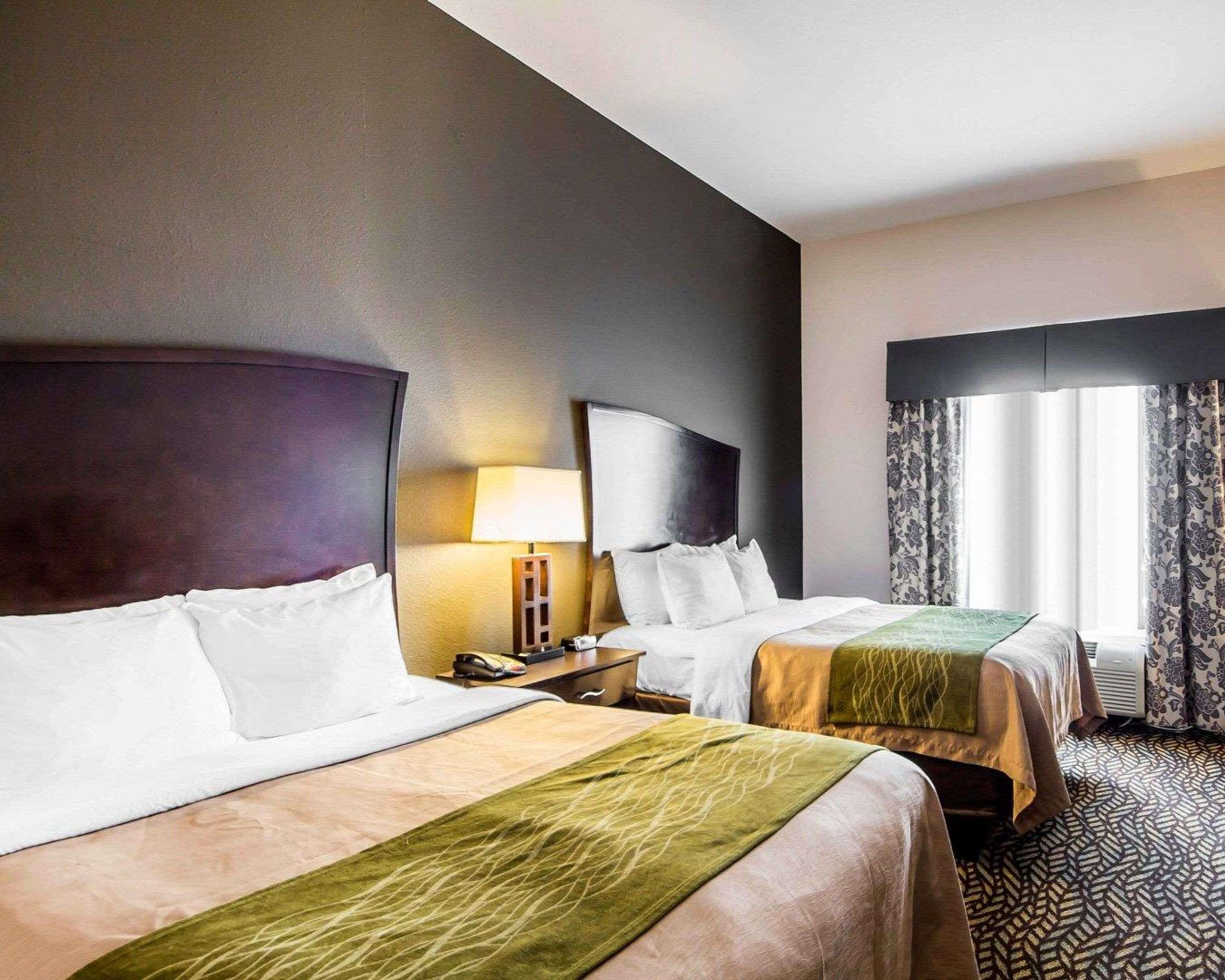 Comfort Inn & Suites Альва Экстерьер фото