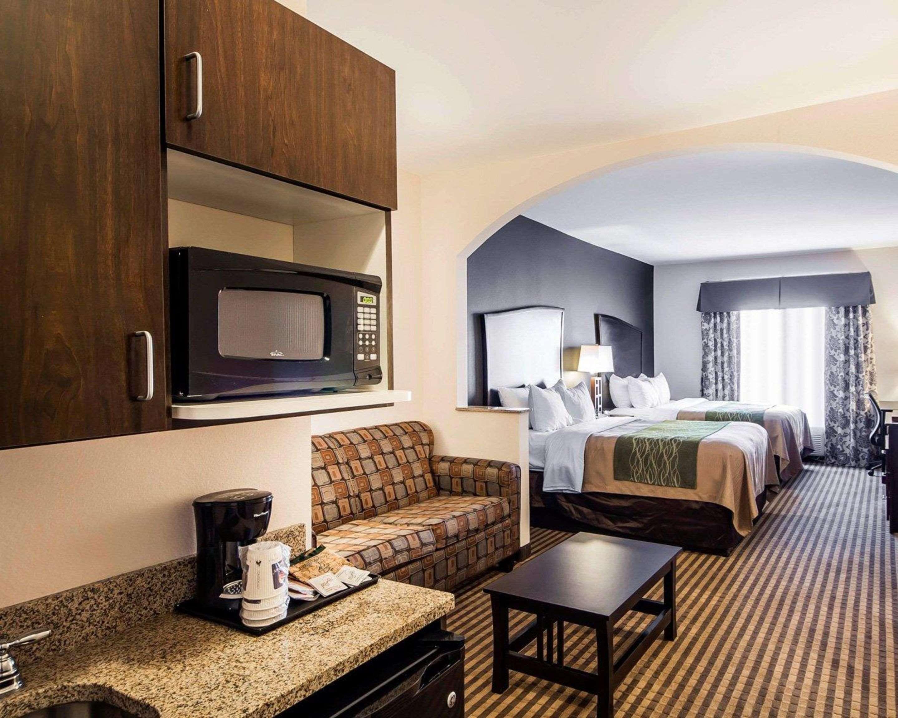 Comfort Inn & Suites Альва Экстерьер фото