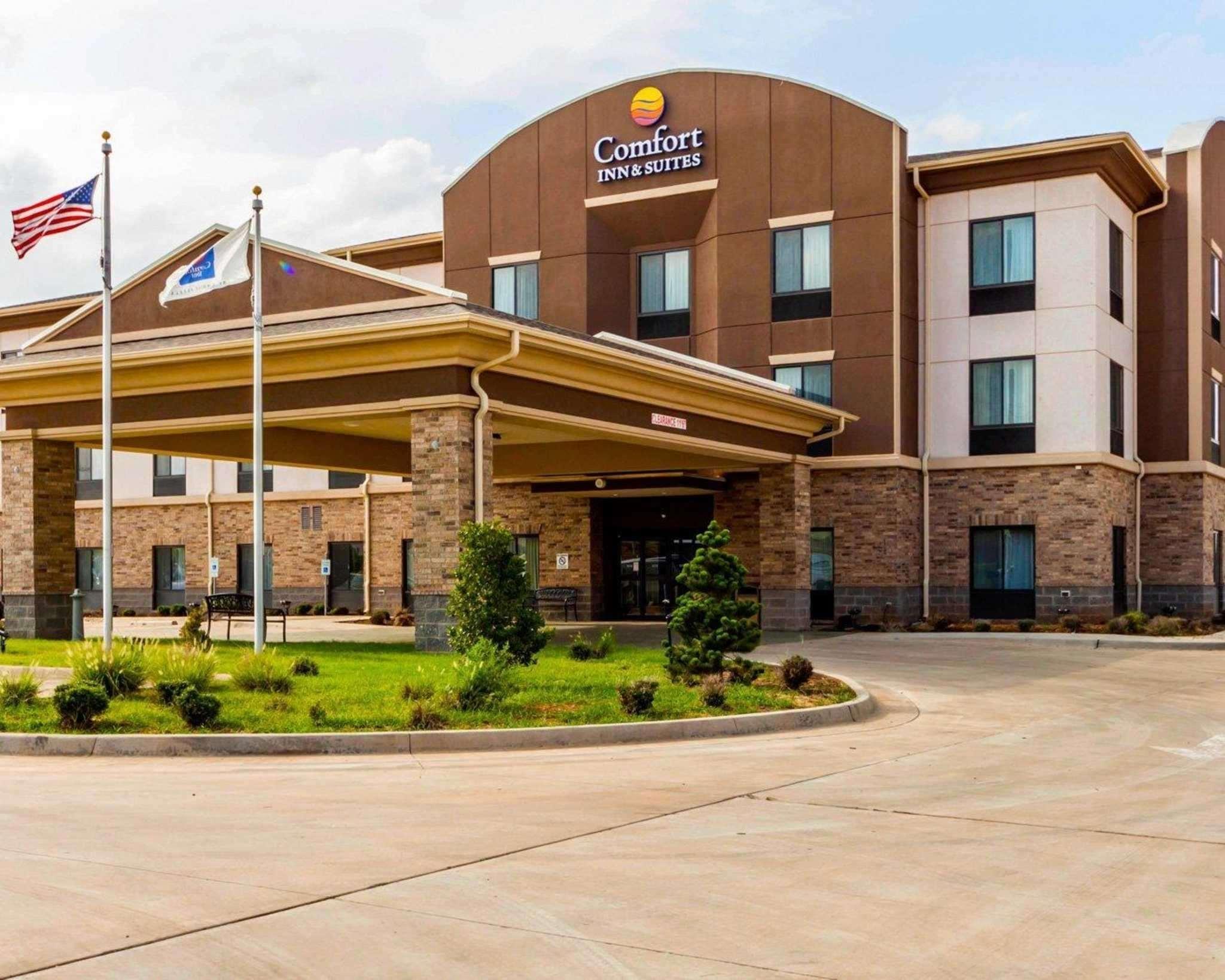 Comfort Inn & Suites Альва Экстерьер фото