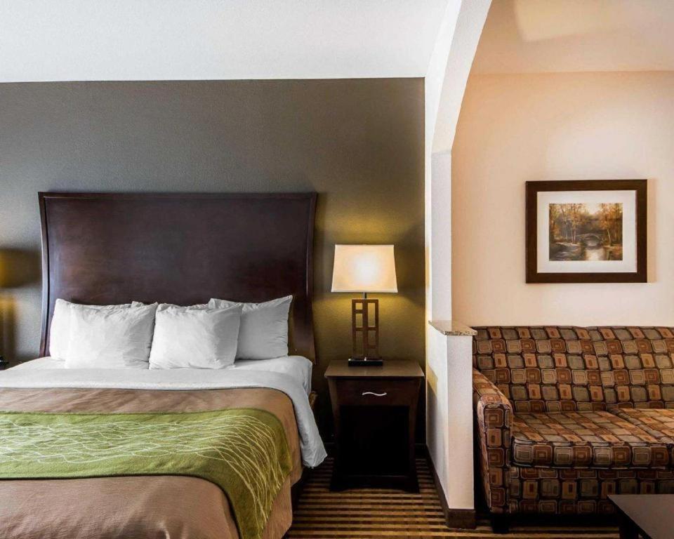 Comfort Inn & Suites Альва Экстерьер фото