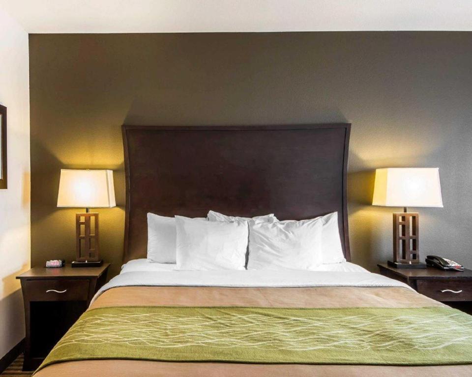 Comfort Inn & Suites Альва Экстерьер фото