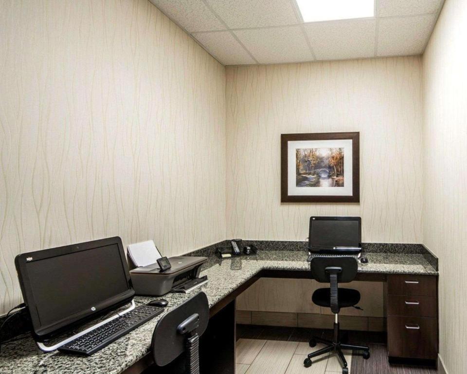 Comfort Inn & Suites Альва Экстерьер фото